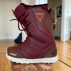 thirtytwo Lashed women’s snowboarding boots size 10